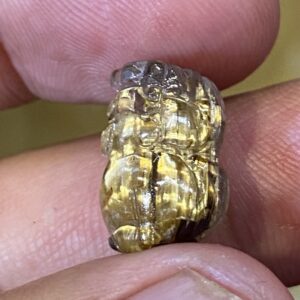 Cụ Tỳ Hưu Tóc Vàng Bã Mía 2.3 Gram