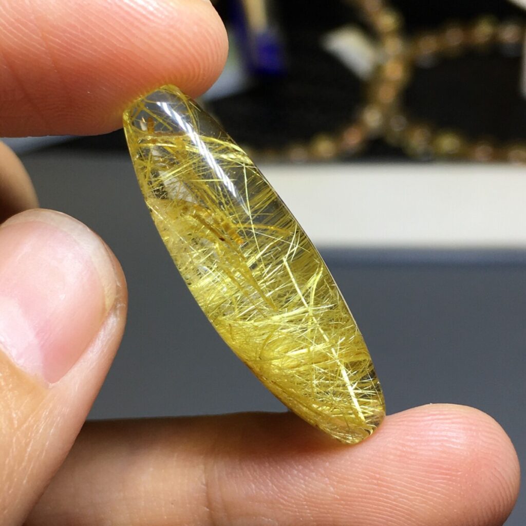 Lu Thống Tóc Vàng
