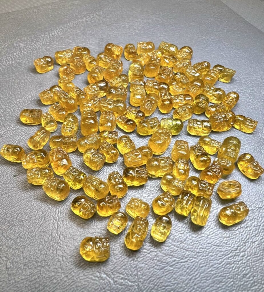 Tỳ hưu tourmaline vàng