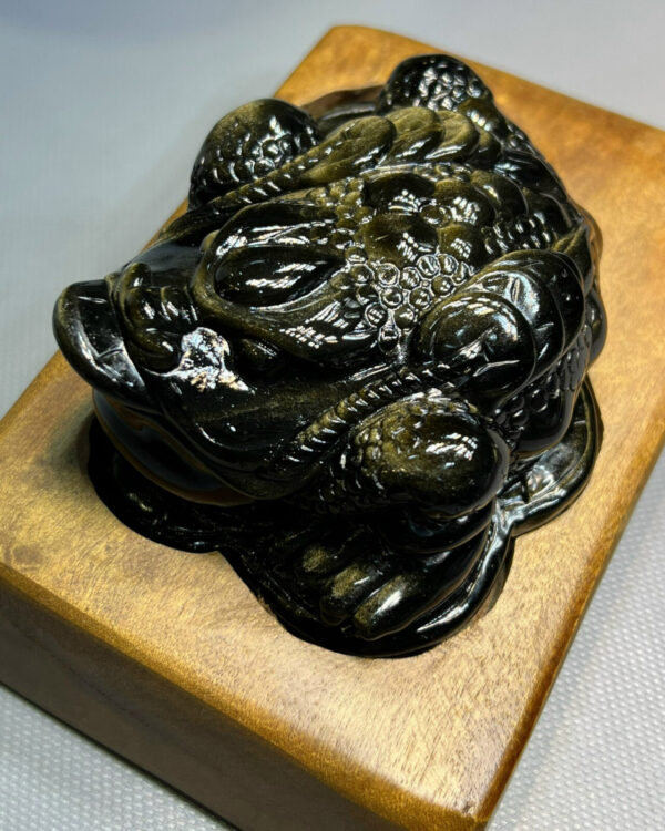 Thiềm Thừ Đá Obsidian 650 Gam