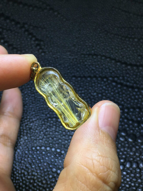 Mặt Dây Quan Âm Tóc Vàng