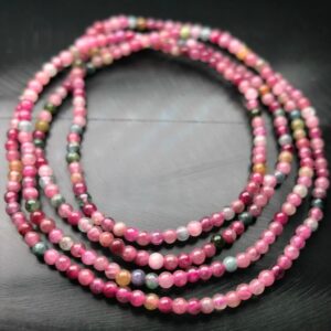 Chuỗi tourmaline