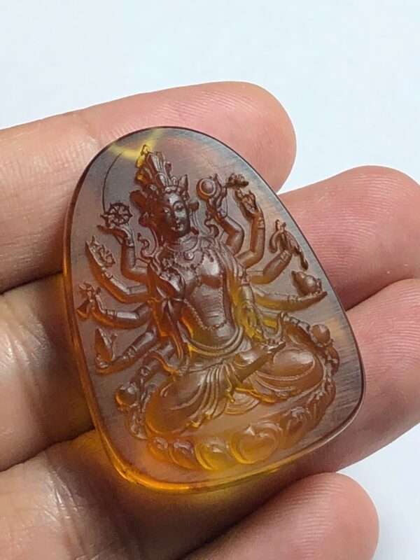 V1233 Thiên Thủ hổ phách - Hình ảnh 2
