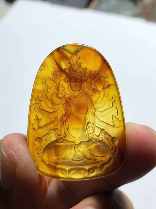 V1233 Thiên Thủ hổ phách - Hình ảnh 3